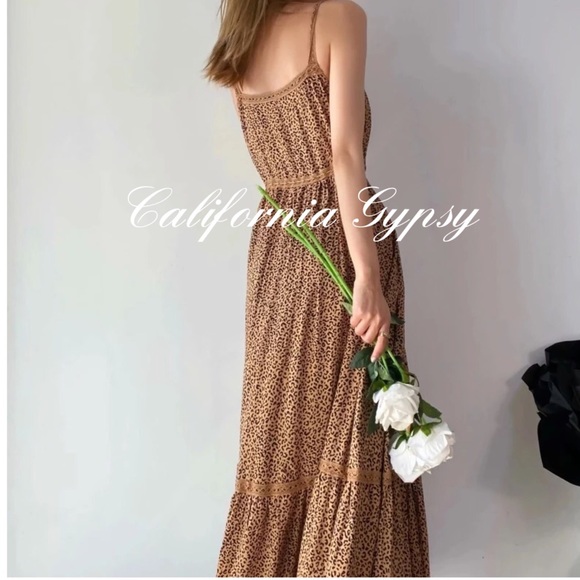 Leopard Bohemian Maxi Dress RESTOCKED🎉 - Picture 11 of 13